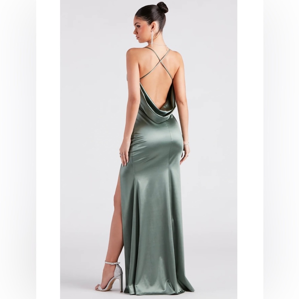 Windsor Satin Backless Mermaid Dress